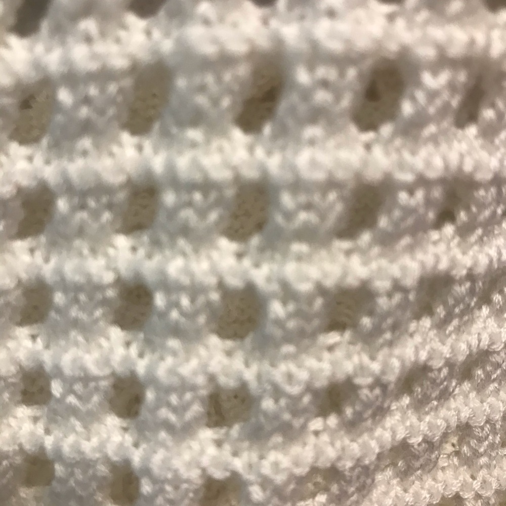 π Knit top π - Picture 3 of 3